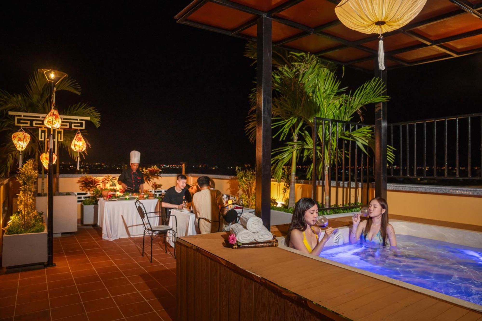 Hoi An Babylon Riverside Hotel & Spa Exterior foto