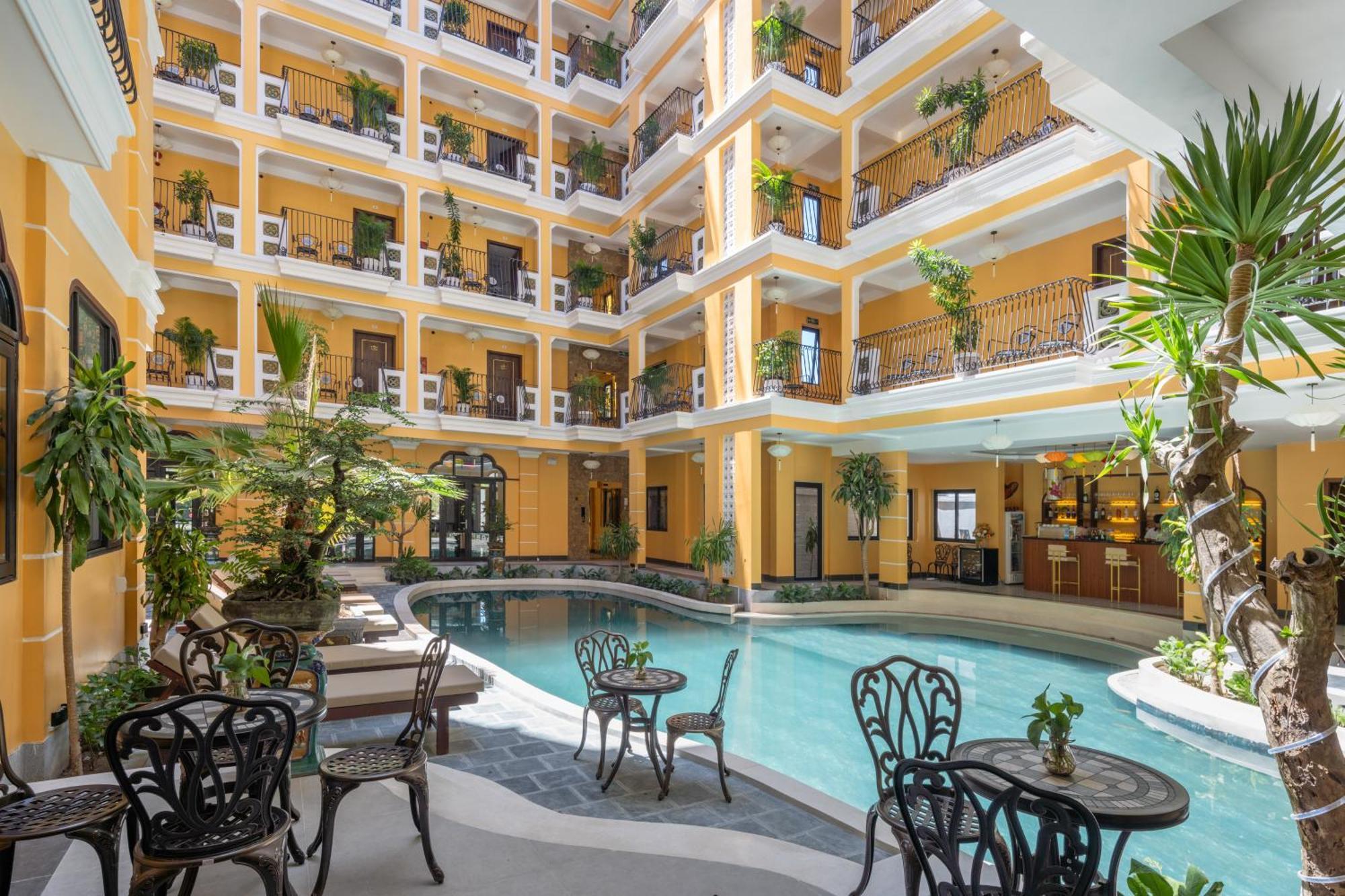 Hoi An Babylon Riverside Hotel & Spa Exterior foto